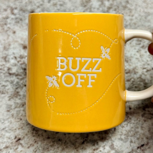 “Buzz Off” Spring Summer Collection Mug - Picture 2 of 5